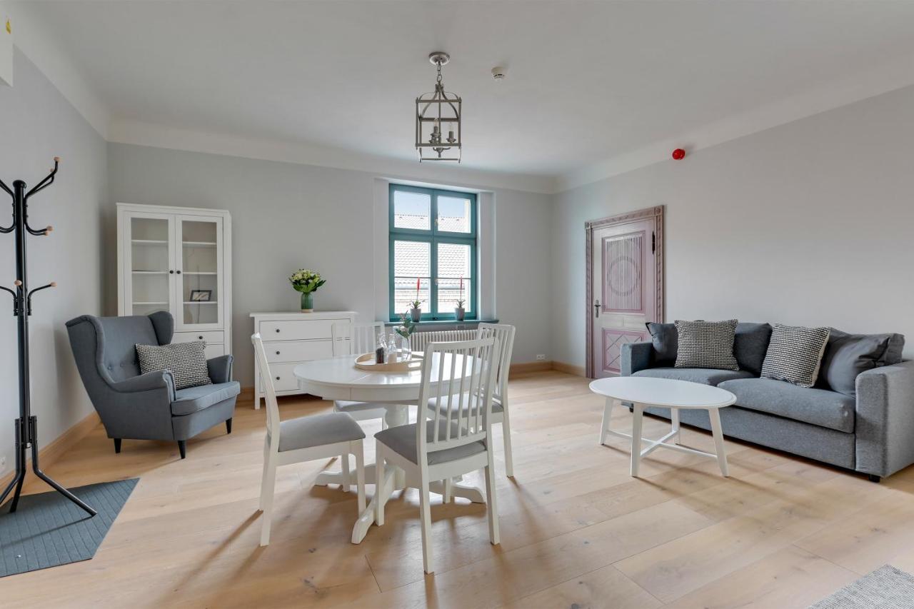Historical Townhouse By Blue Mandarin Apartment Gdansk Exterior photo